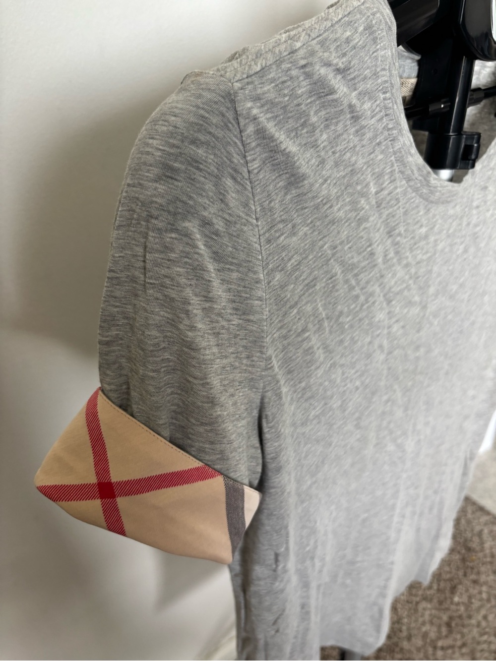 Burberry Gray Short-Sleeve Tee with Signature Plaid Cuff - Picture 3 of 7